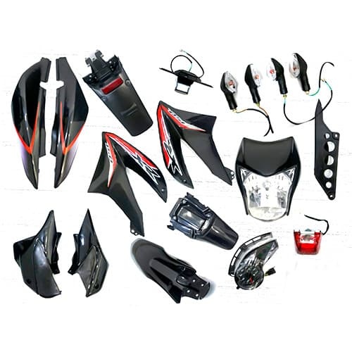 KIT PLASTICO (18 PZAS) XR150 NEGRO